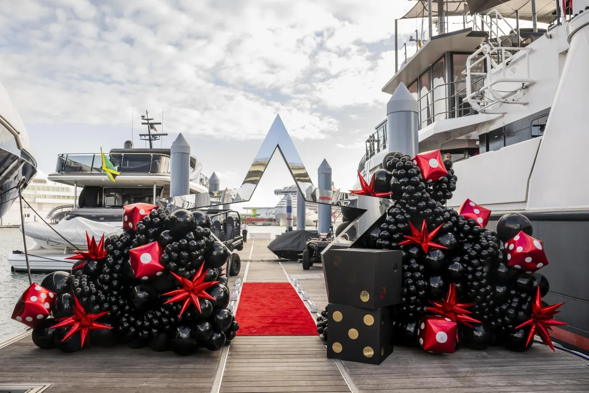 Luxury yacht catering in Miami — elegant canapés and chilled buffet served on deck by Sense Art Catering