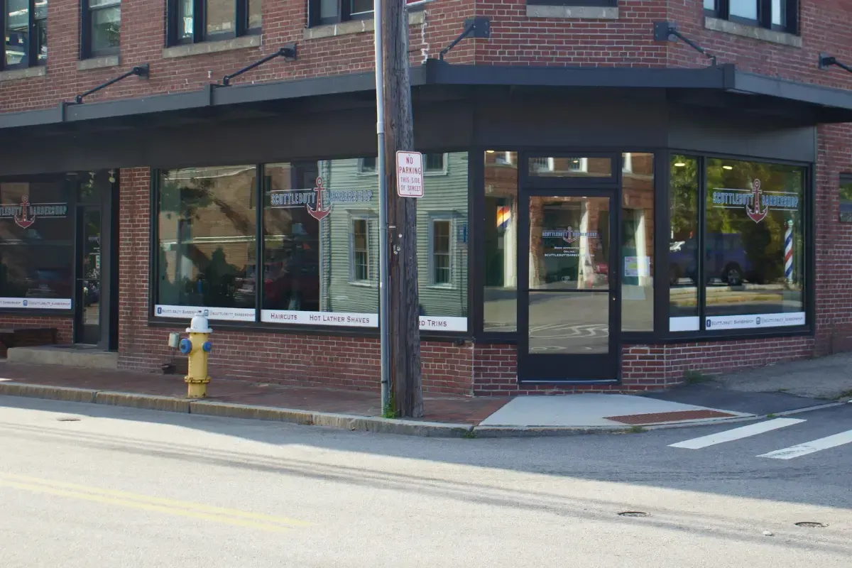 Scuttlebutt Barbershop exterior storefront serving Exeter NH