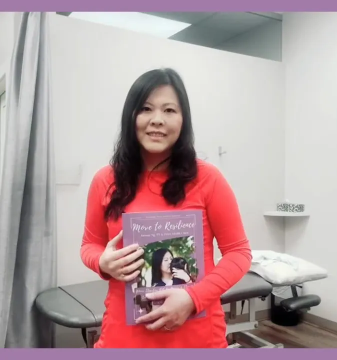 A private 30-minute consultation with Hennie Ng, Physical Therapist and Holistic Pelvic Health Coach with 16 years of clinical practice across diverse rehabilitation settings.