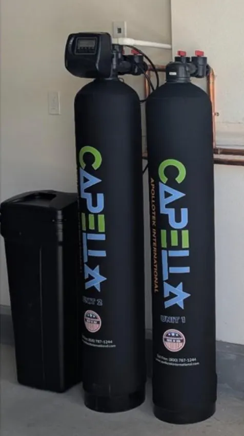 Familia en Palmdale disfrutando agua alcalina en casa