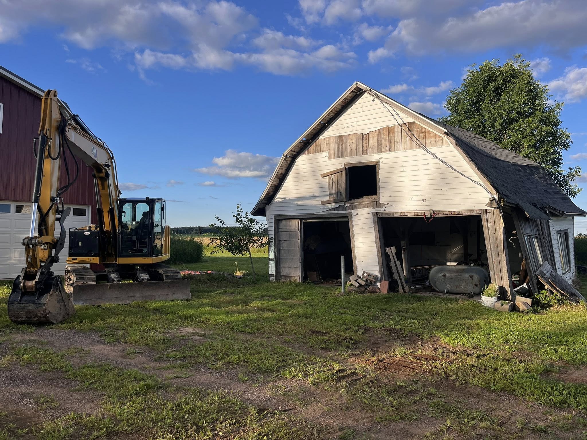 before photo of an old barn about to be demolished in Medford, wi