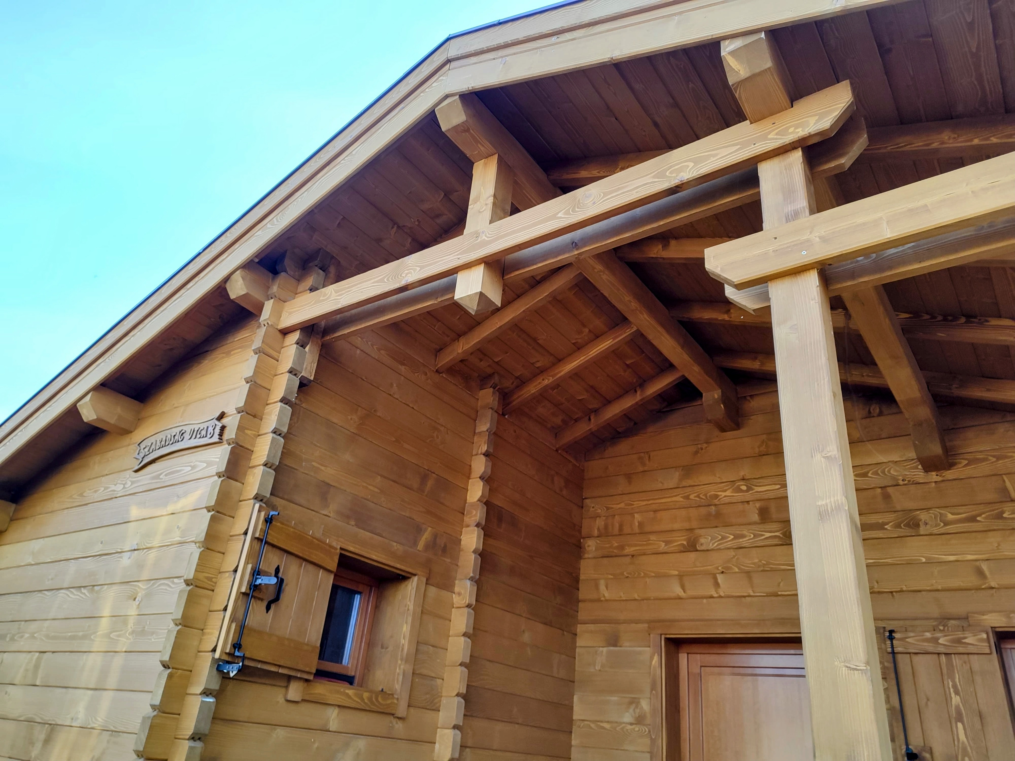 a tall building with lots of windows in it