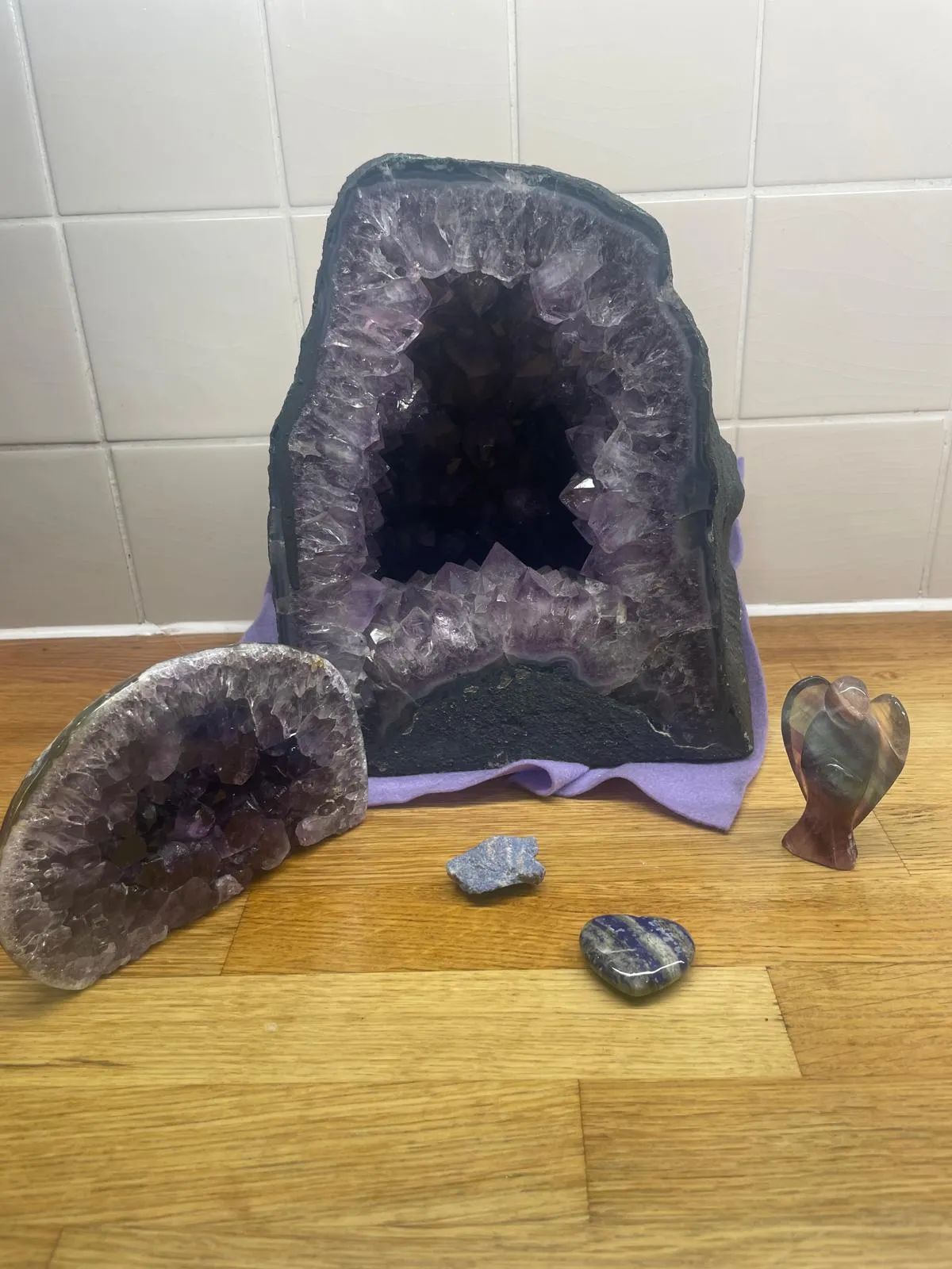 A group of amathyst crystals