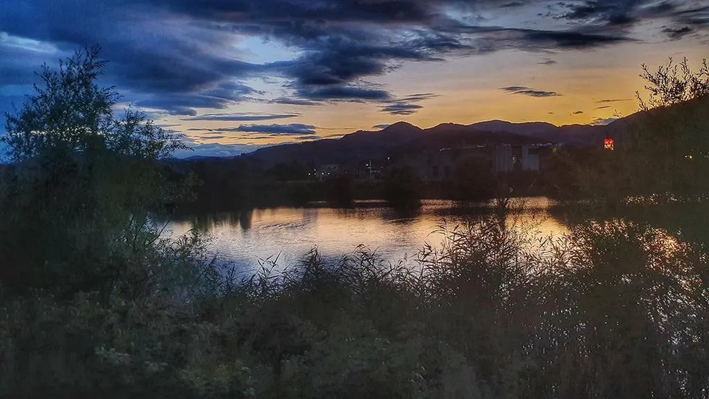 Abendessen am See S6