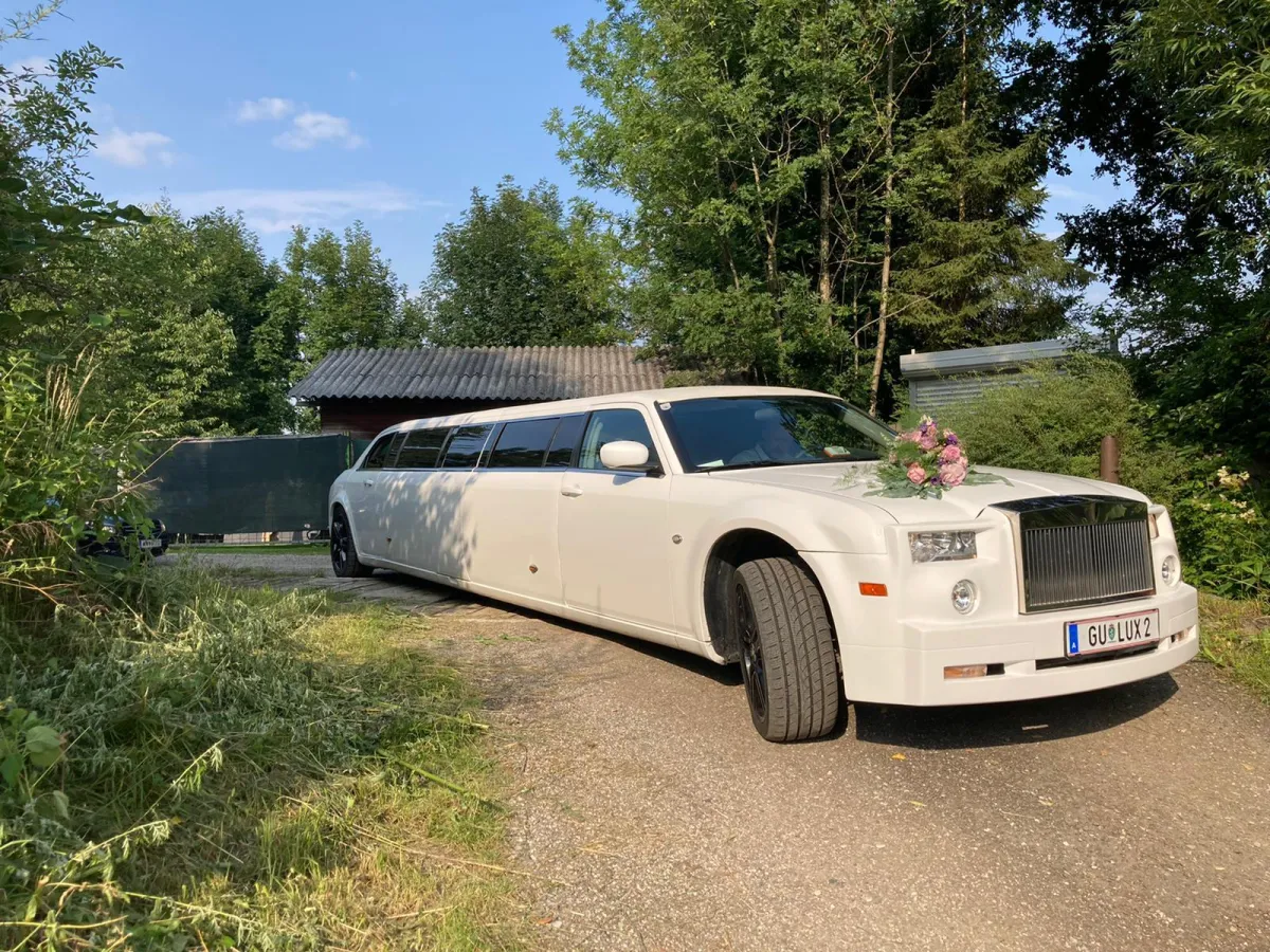 Limousine für den Empfang S6