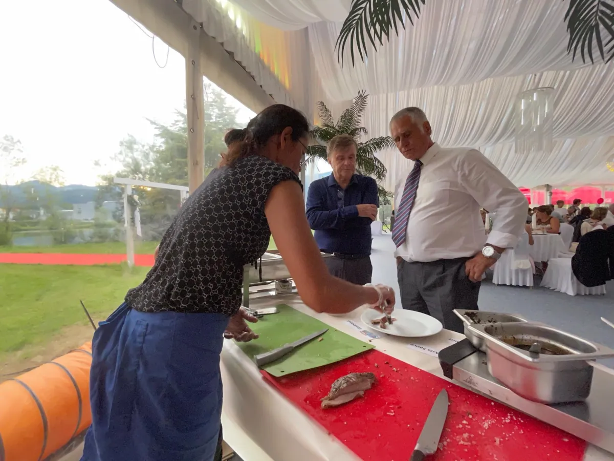 Frisches a la minute Buffet Bezirk Bruck an der Mur