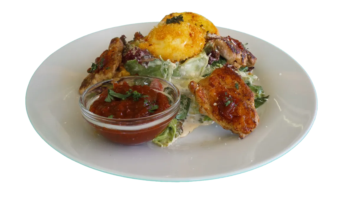 Salat mit Topping nach Wahl im Mürztal