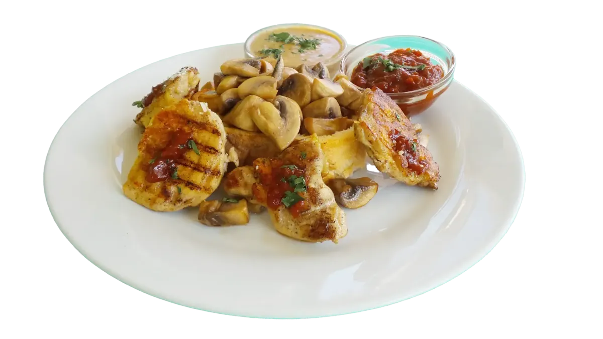 Gegrilltes Hähnchen mit Pilzen und Saucen im Flasch City grill-bbq restaurant-cafe