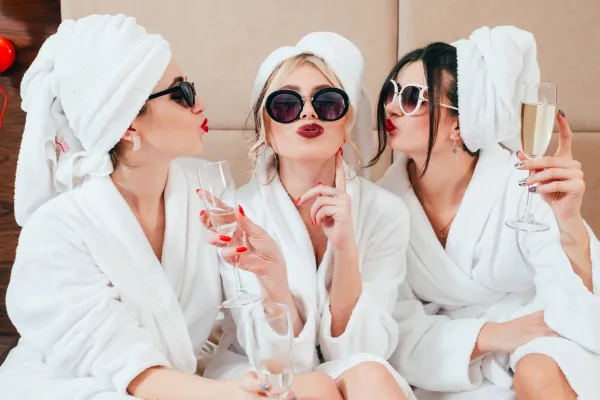 Aesthetic Maintenance: A Seasonal Guide for Florida Living