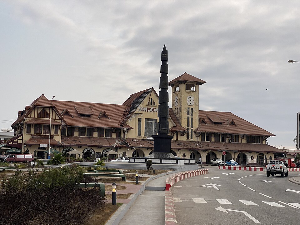 Kimlo - Commerce CBD - Pointe Noire