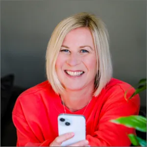 Angela Pounder, Clydeside Social
