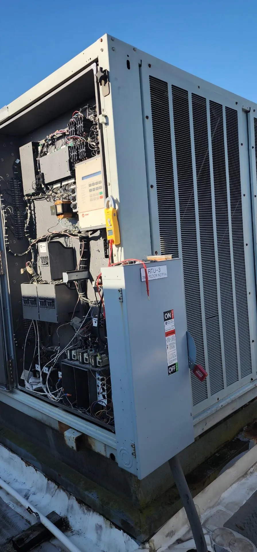 Commercial HVAC installation service