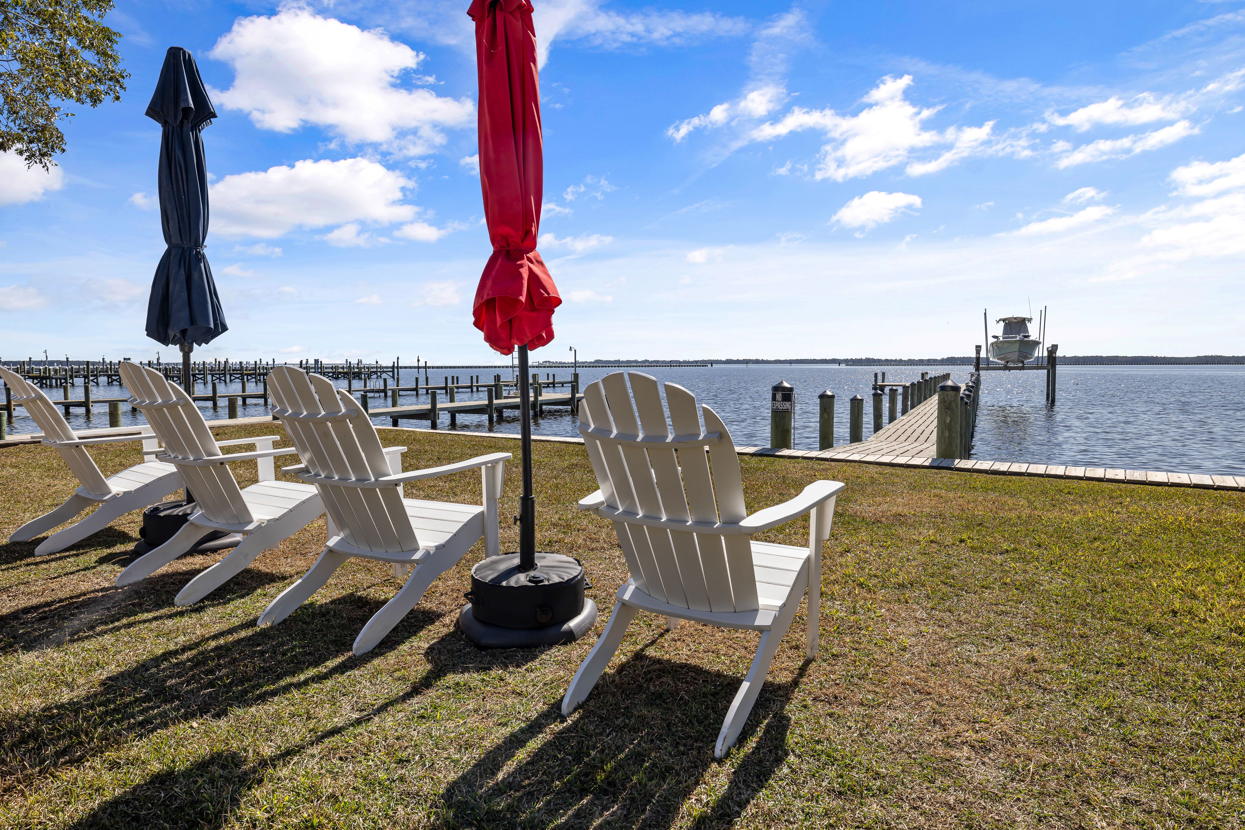 Selling a Waterfront Luxury Home in Virginia Beach: Pricing, Preparation, and What Buyers Pay For