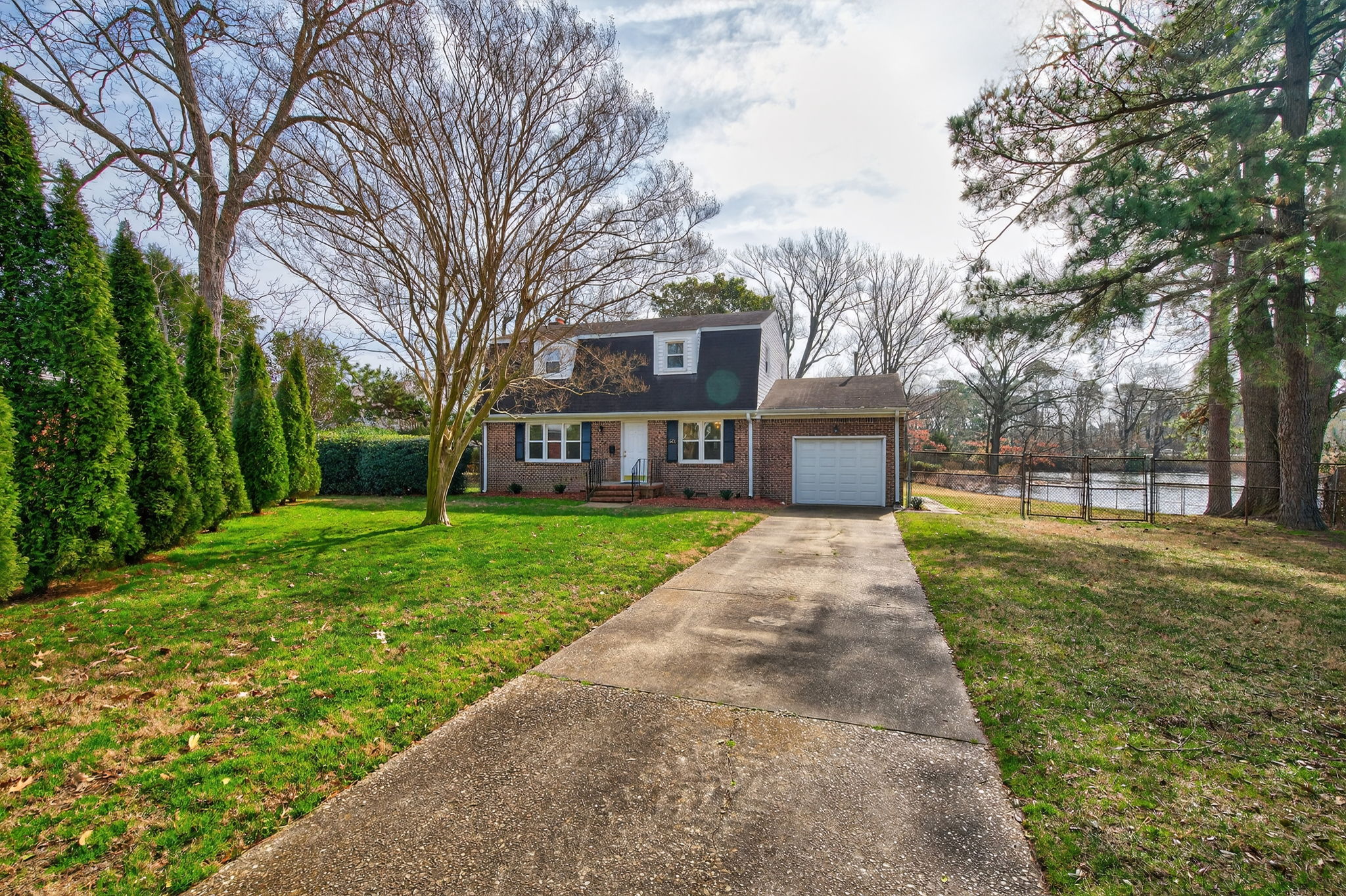 Norfolk Elizabeth River waterfront home with private boat ramp sold by John King KingRealtor757
