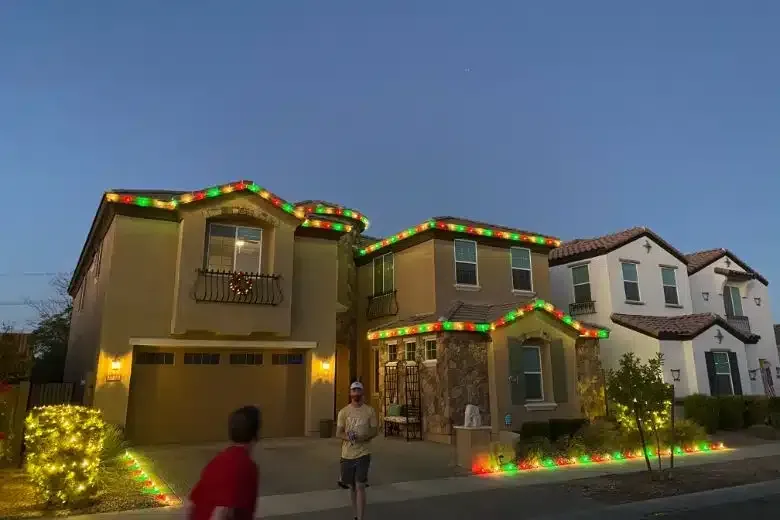 christmas light decorators near me