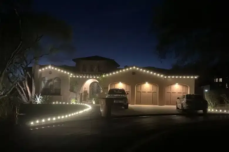 christmas light decorating service