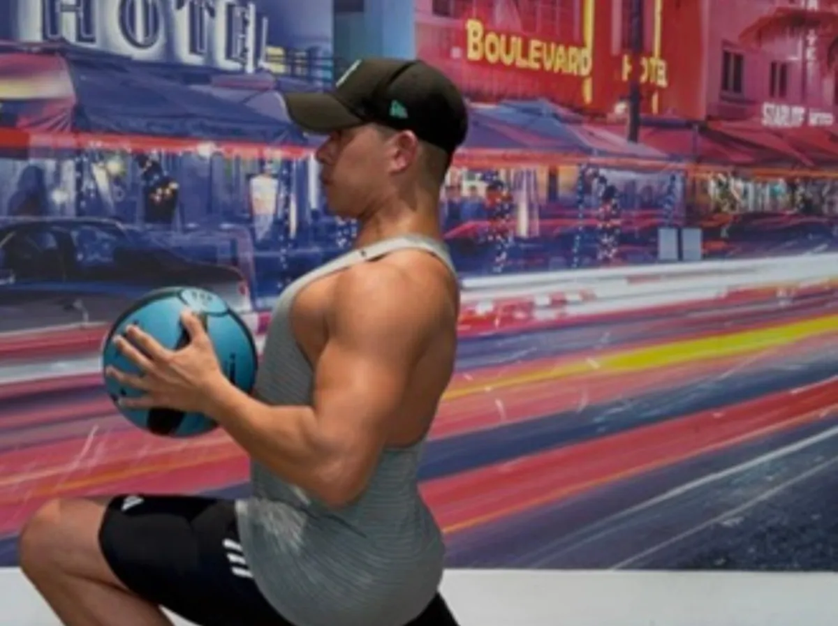 Por qué los ejercicios solos no recuperan una rodilla con dolor crónico