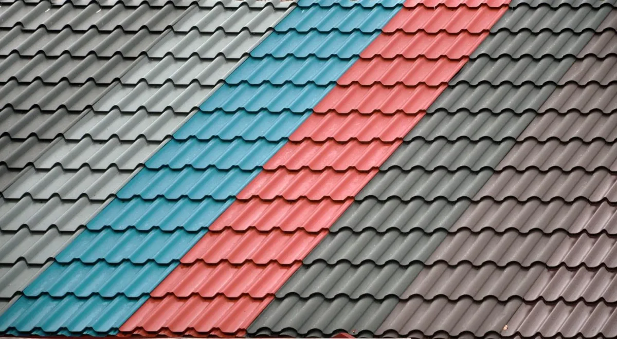 a different types of metal roofing