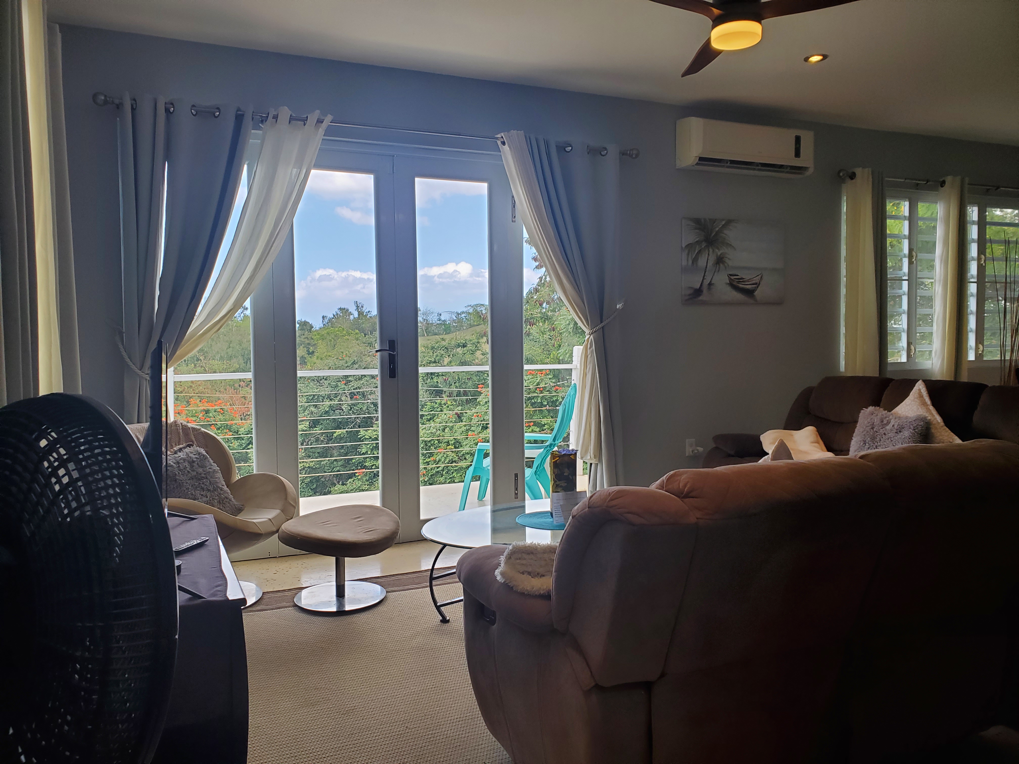 [Kitchen or key amenity]