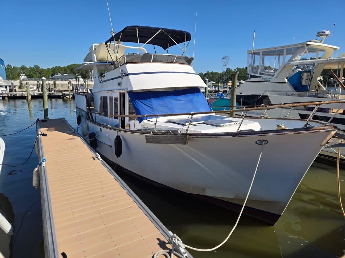 Photo: Me Va at the dock