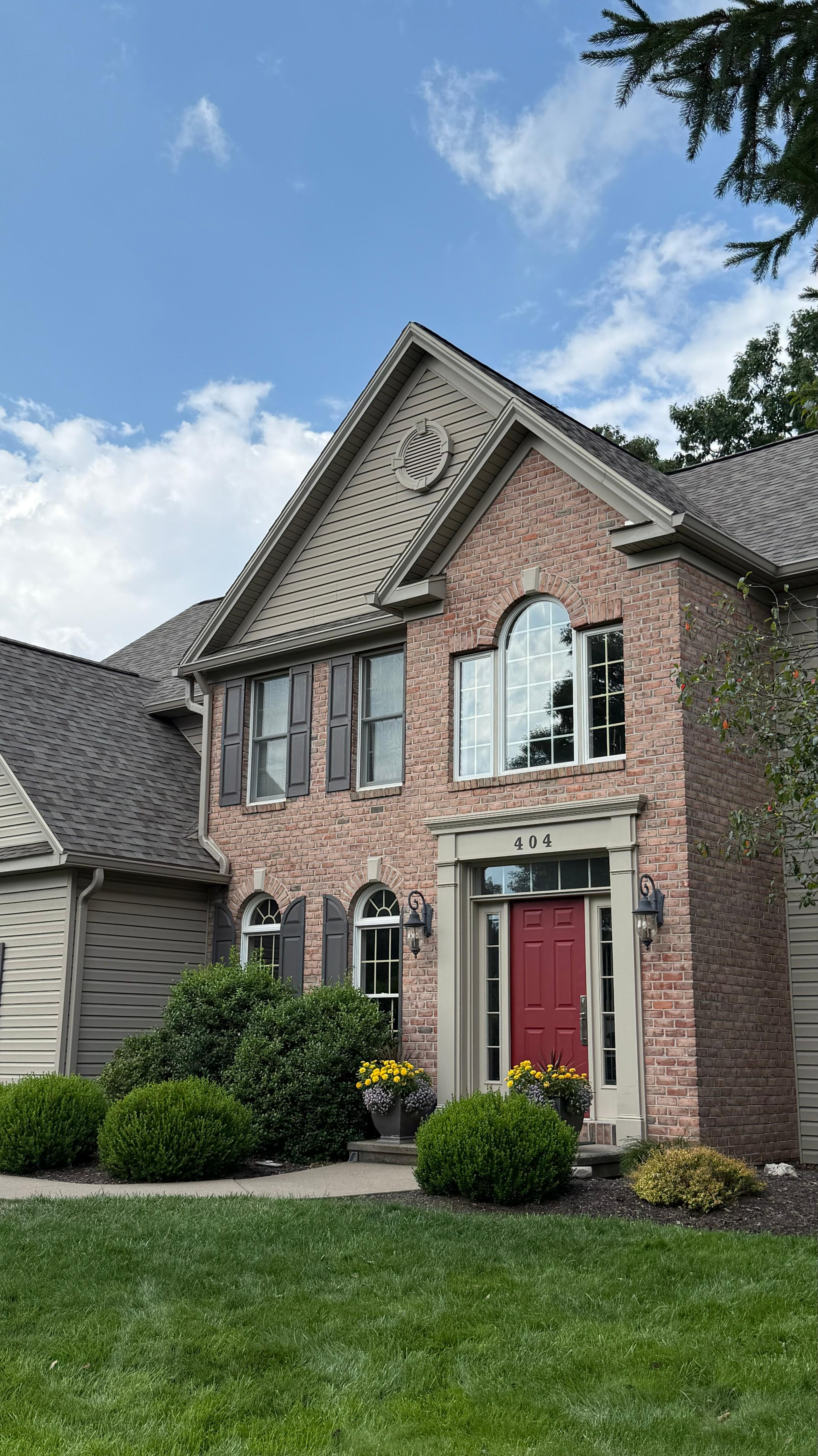 Easton PA modern historic home in a nice neighborhood with seamless aluminum gutters installed by Gutter Solutions of NEPA