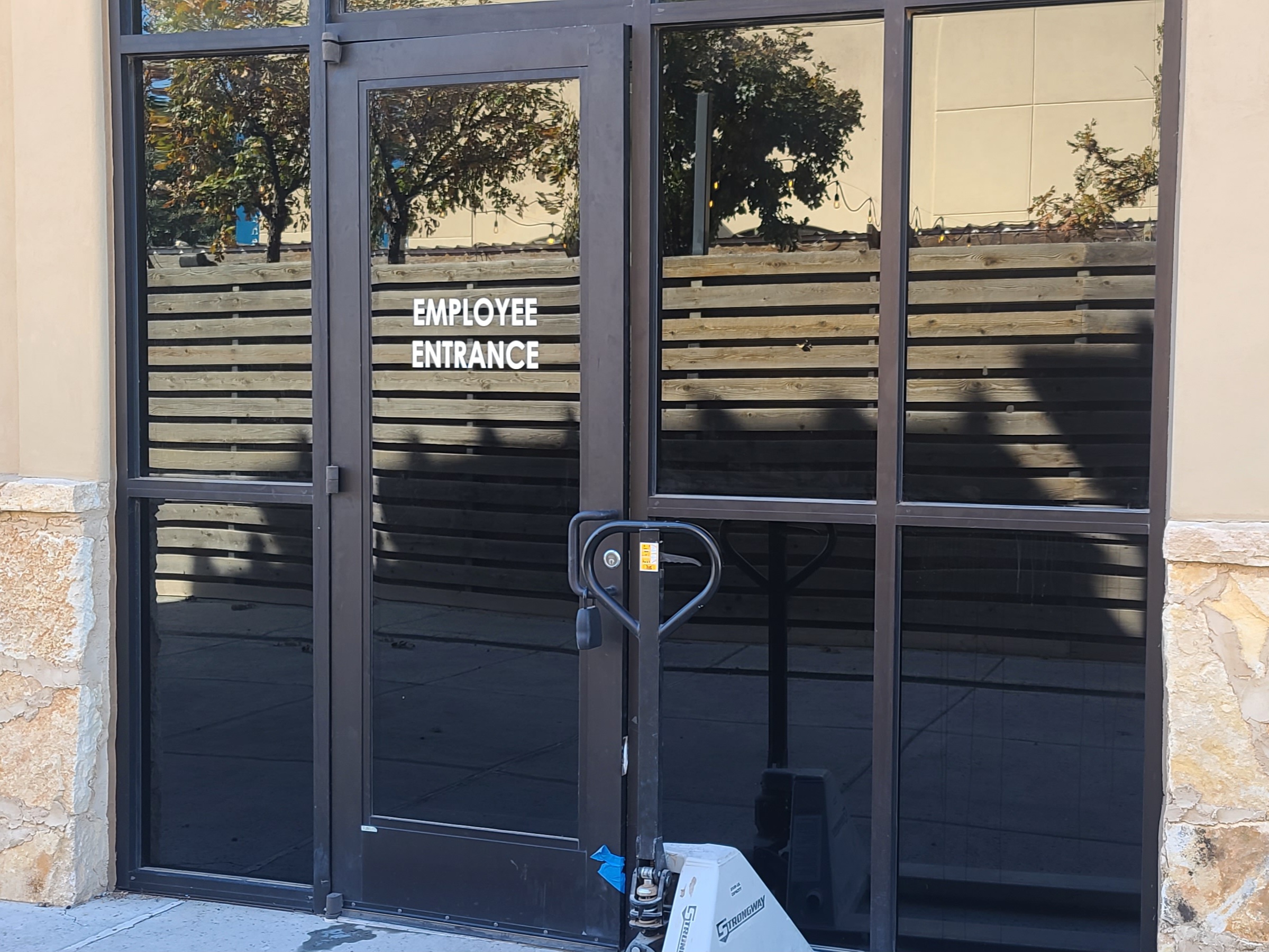 Building (commercial) windows tinted pitch black for privacy