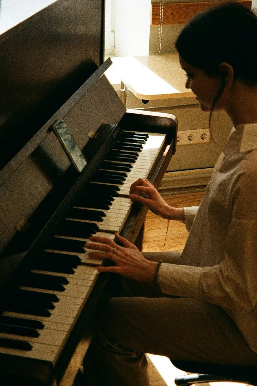 Classical piano lessons for teenagers