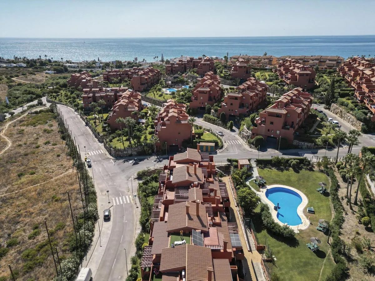 high-angle photography of highrise building