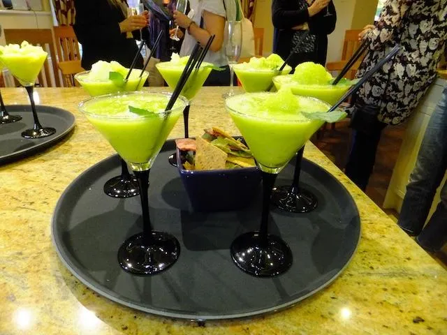 Delicious Divas mango, mint and lime vodka cocktail by Be in the Kitchen