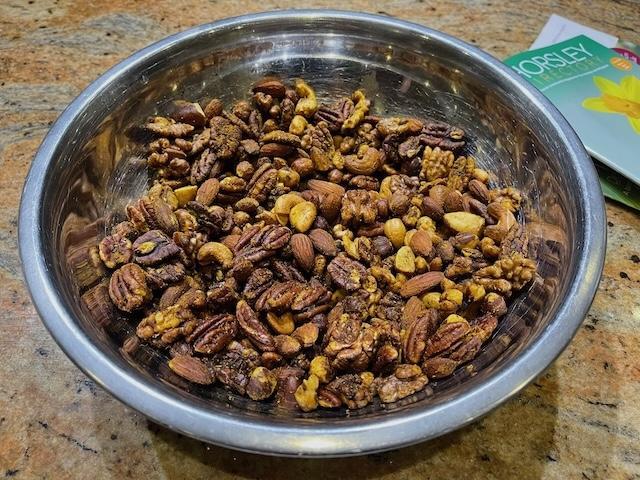 Turmeric Roast nuts and seeds by Be in the Kitchen