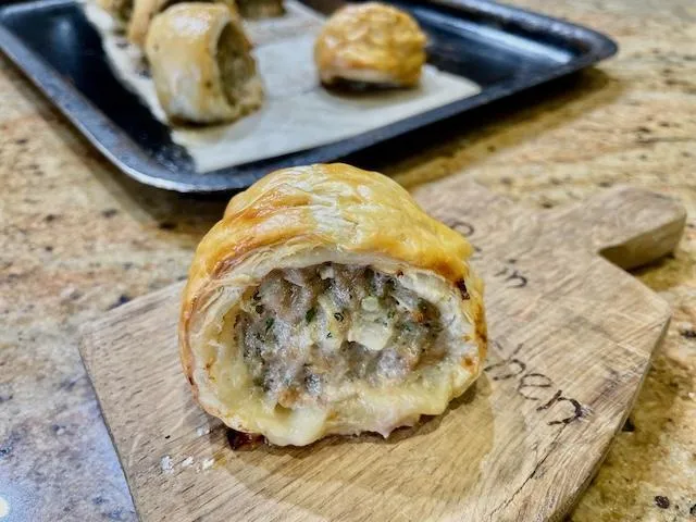 Sausage rolls by Be in the Kitchen