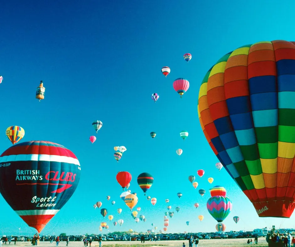 Hot air balloon - marketing modules helps your posts fly higher