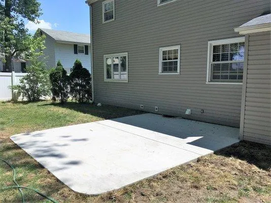 South Jersey Concrete builds and installs Patio