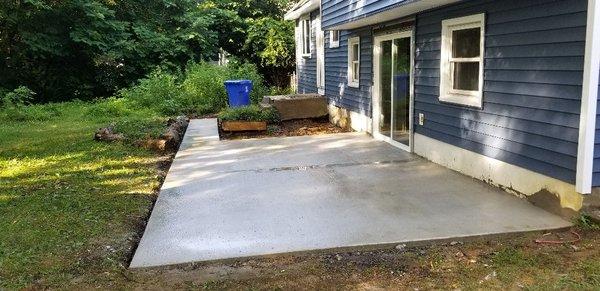 South Jersey Concrete builds and installs Patio