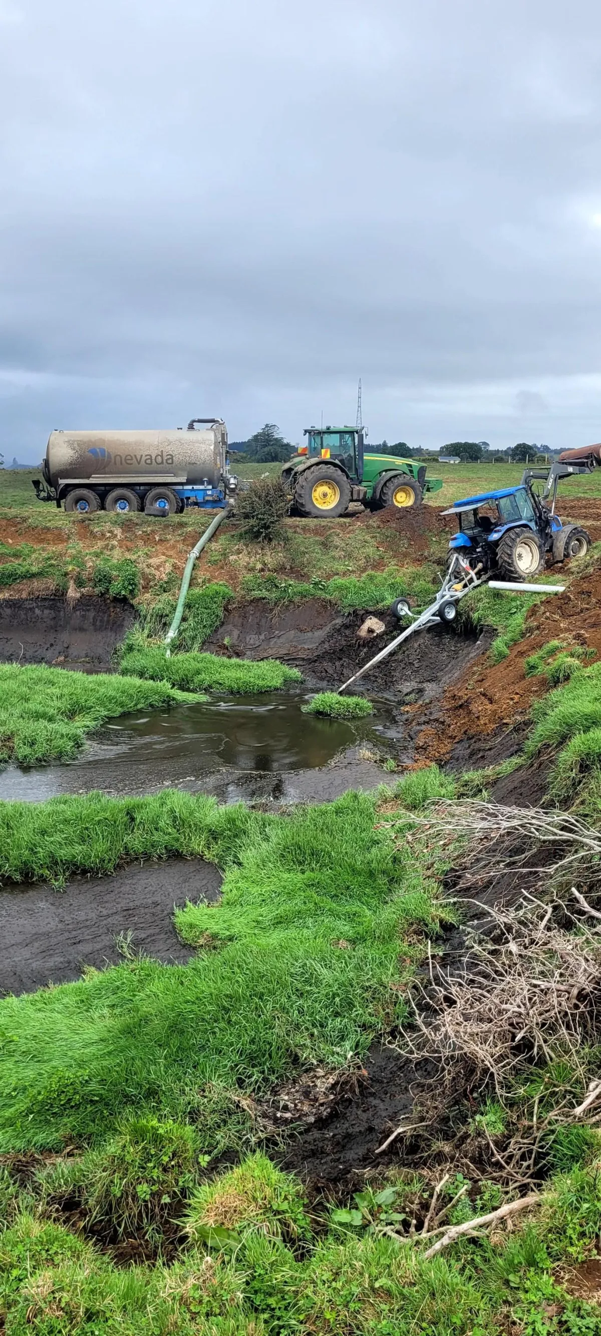 A&L Contracting NZ’s truck and tanker transporting effluent on farm in Taranaki"