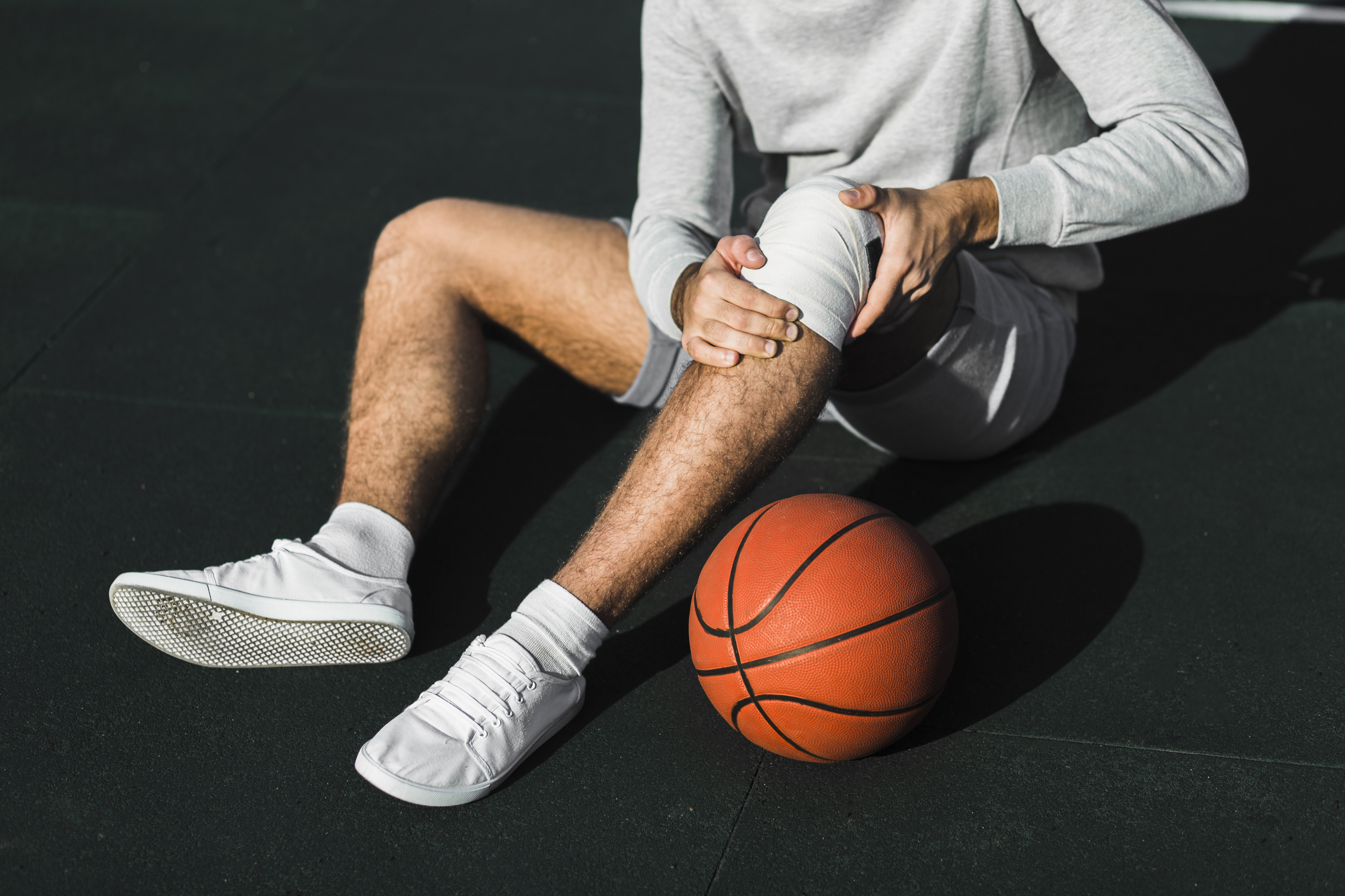 Athlete receiving specialized sports injury chiropractic care
