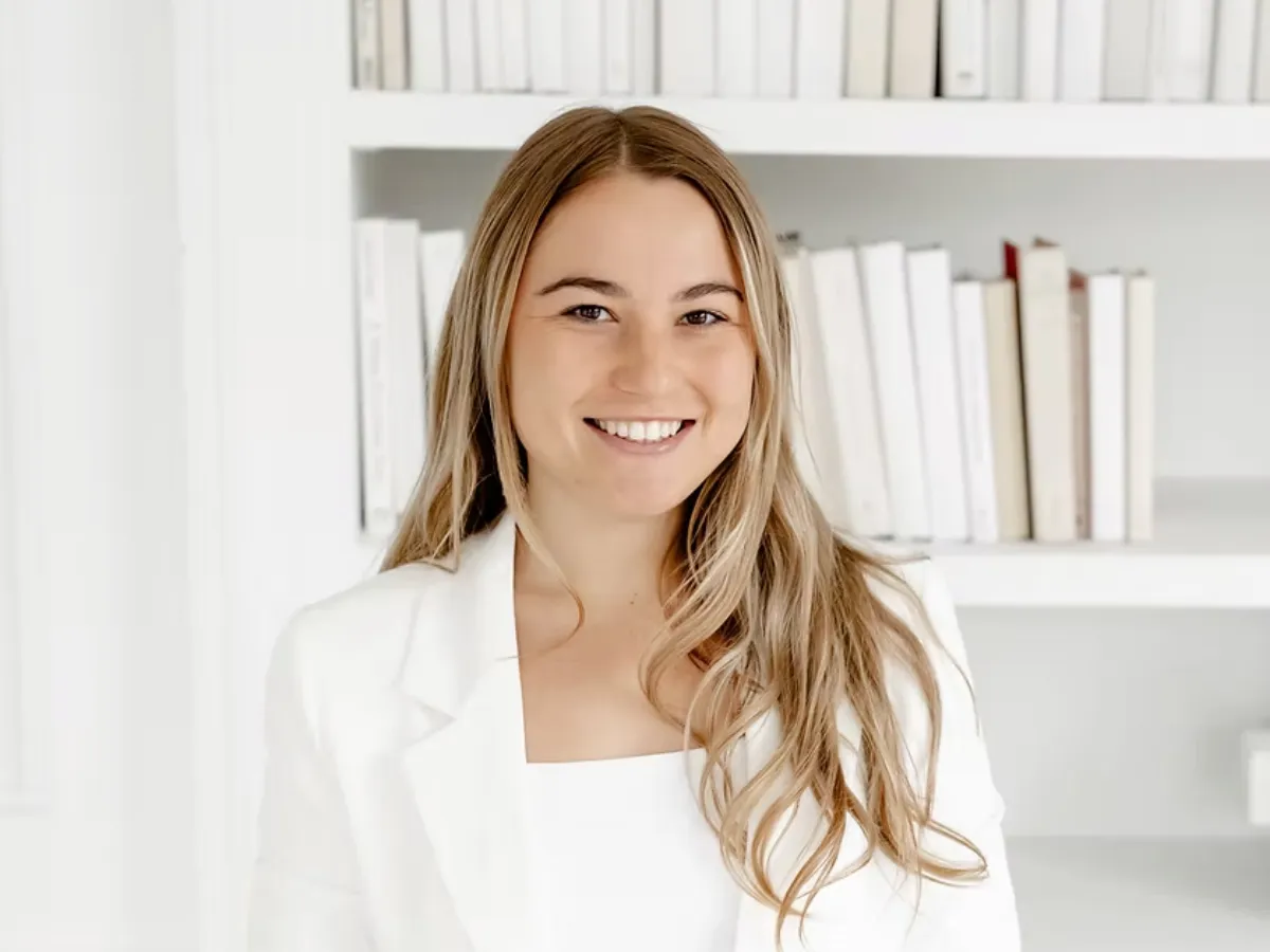 Dr. Kirsten Vandenheuvel, naturopathic doctor