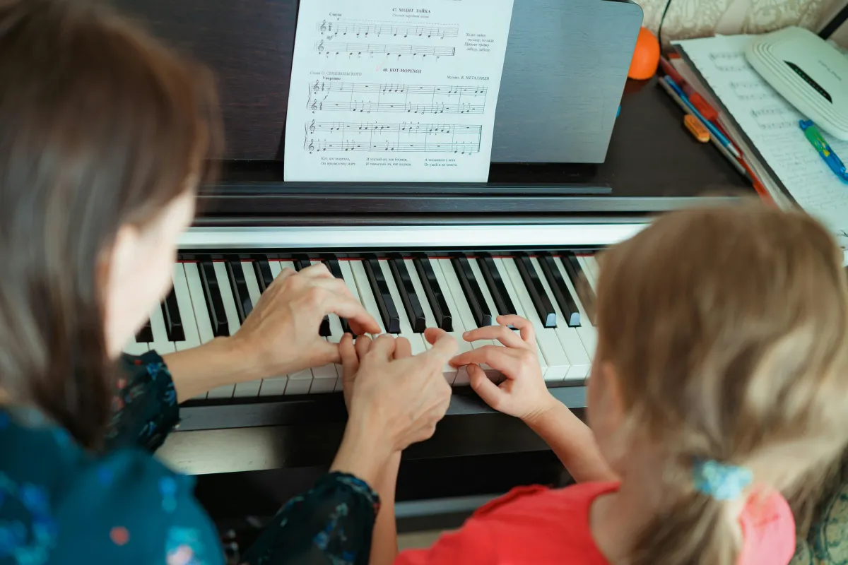 Akkordeon oder Klavier lernen - Vergleich der Instrumente