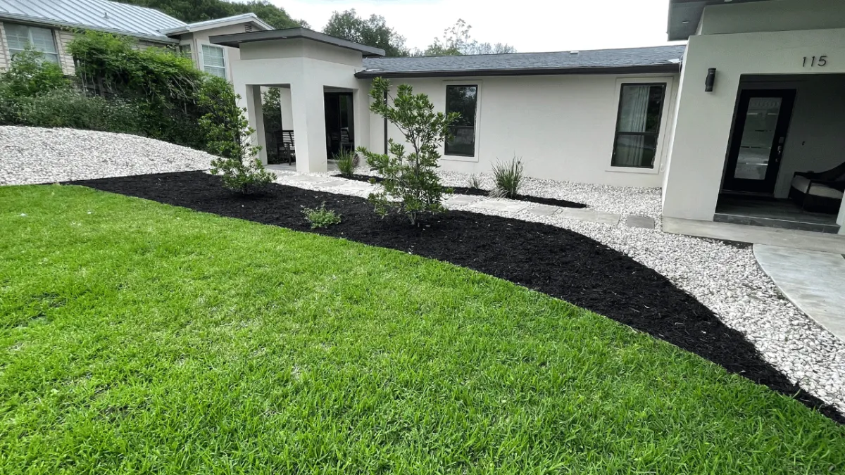 San Antonio Mulch Landscape