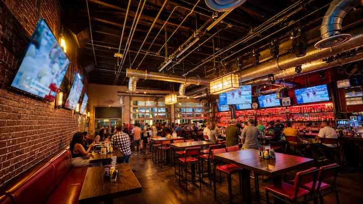 Things To Do Downtown St. Petersburg at Night: My Evening at Crafty Squirrel