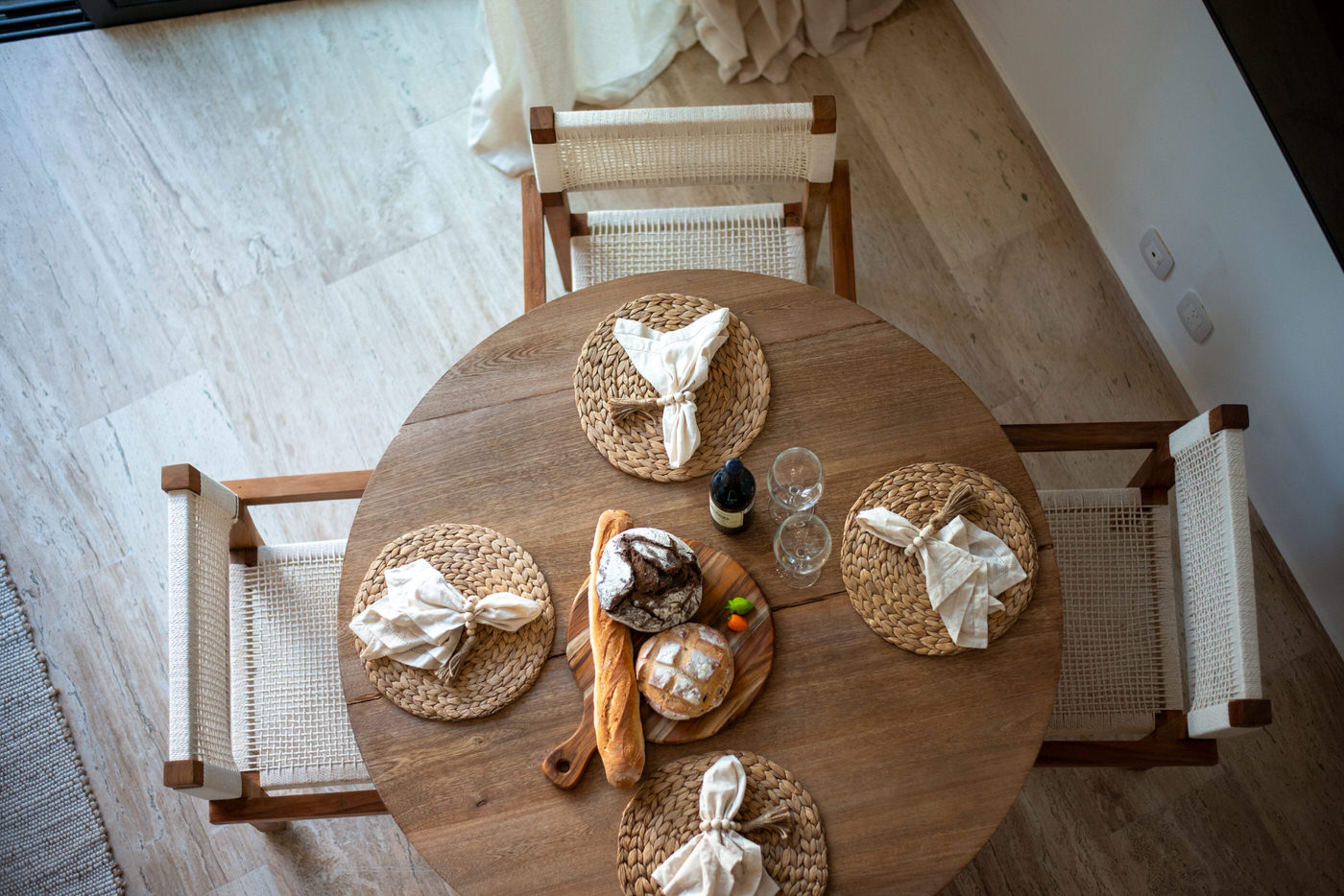 One bedroom loft for 4 guests in Tulum, Mexico | Spacious Dining Table | Tropical Vacation Rentals Mexico