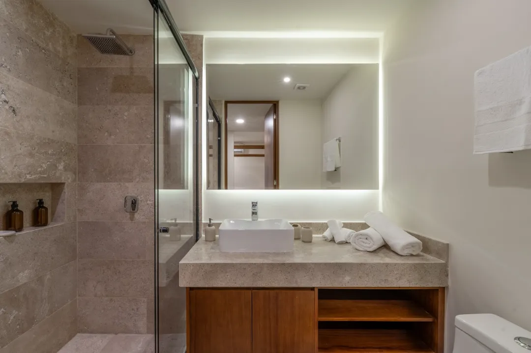 Two Bedroom Condo for 4 guests in Tulum, Mexico | Ensuite Master Bathroom | Tropical Vacation Rentals Mexicoo