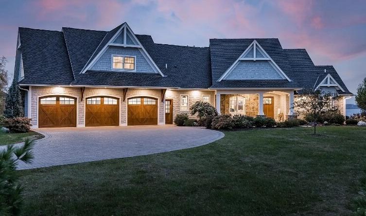 Real Estate Agent in Minneapolis, MN