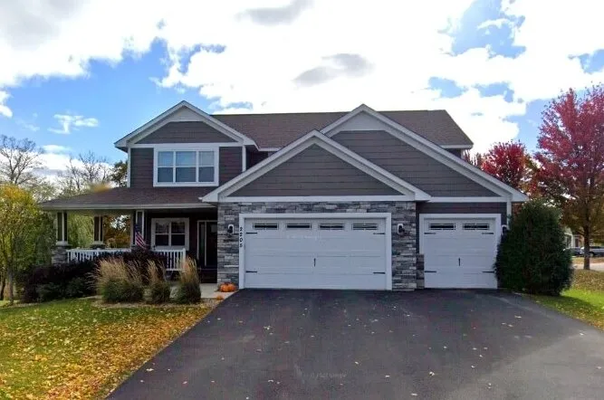 Real Estate Agent in Minneapolis, MN