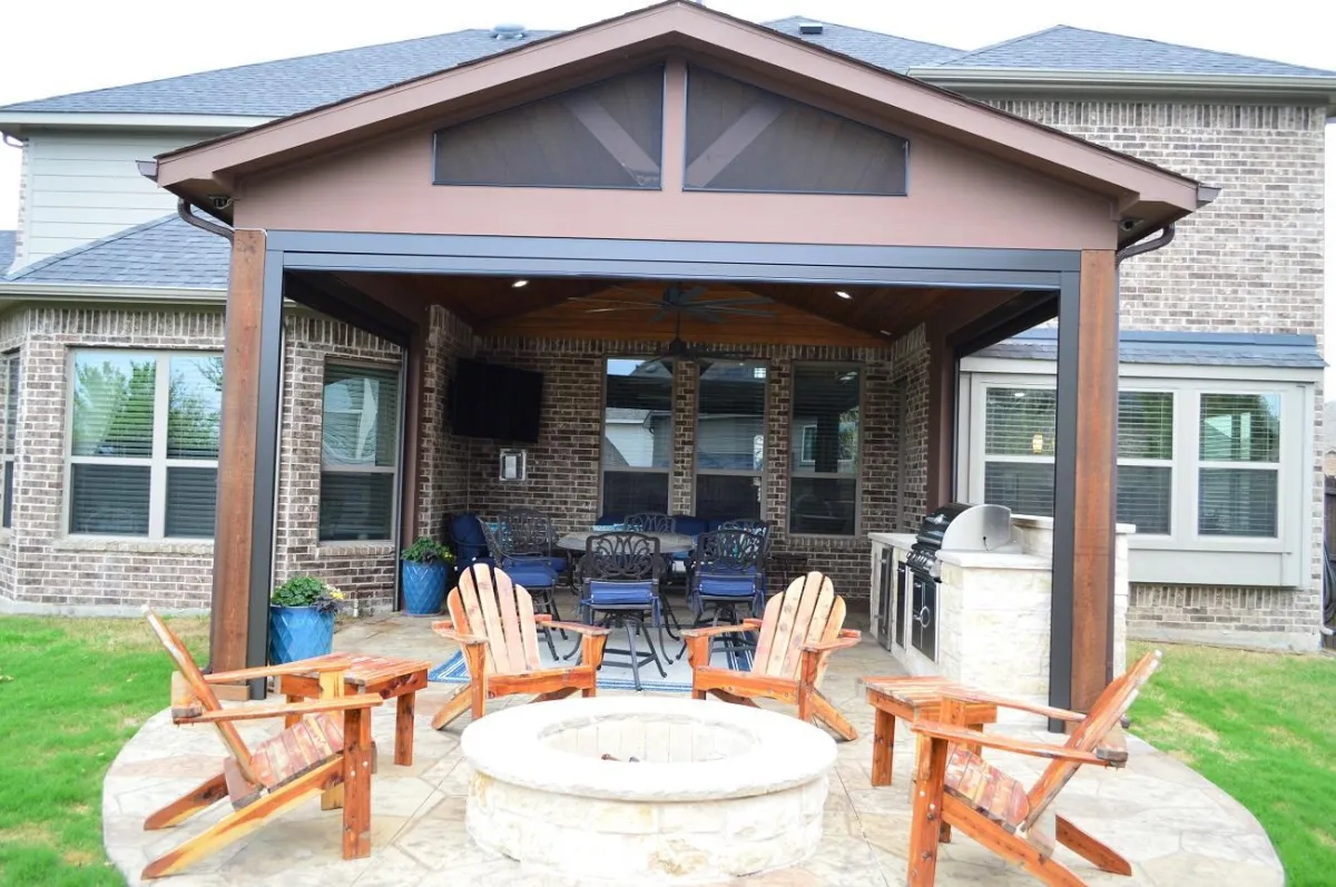 Conroe Concrete builds and installs Patio