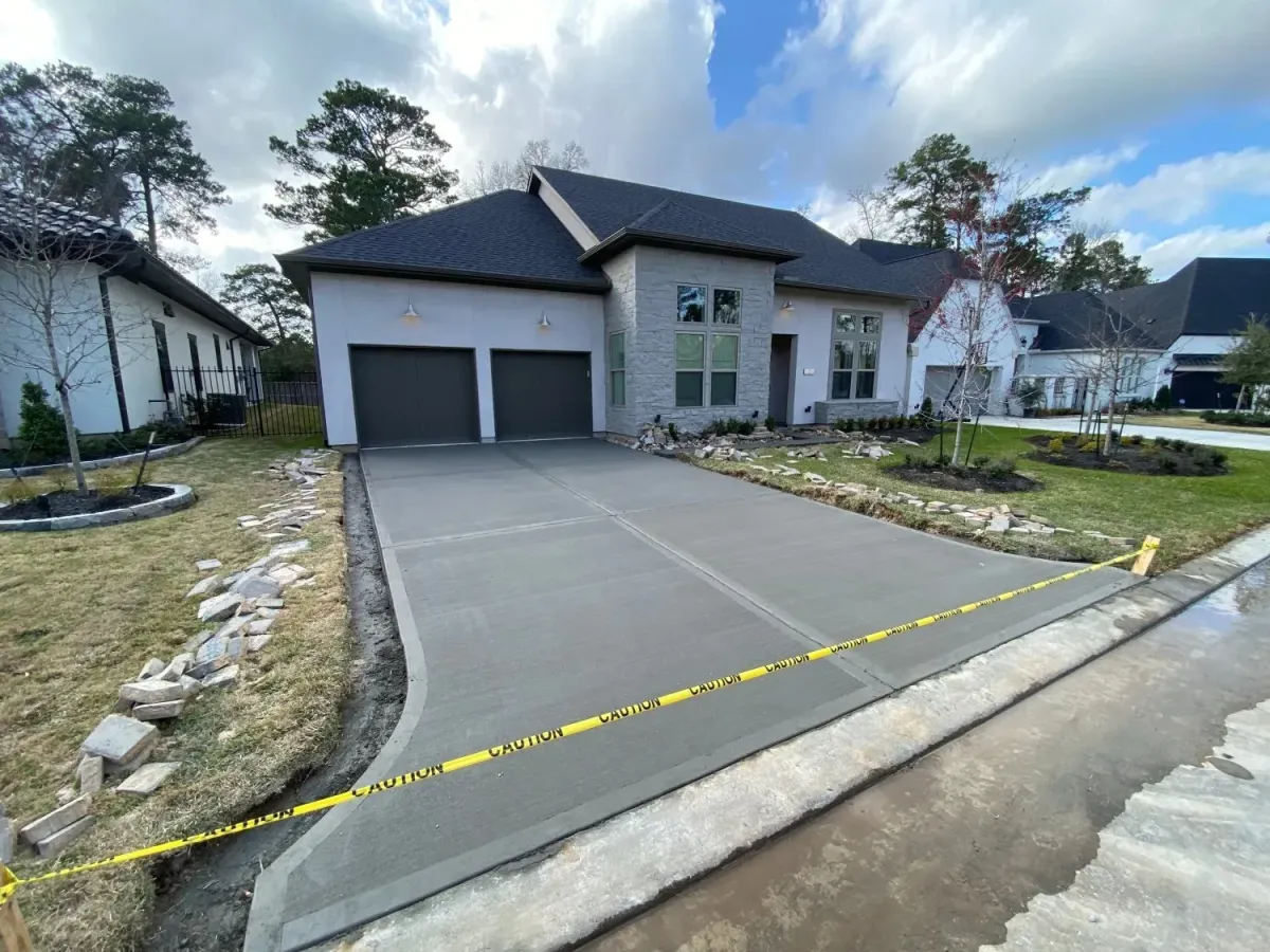Conway Concrete builds and installs Driveway