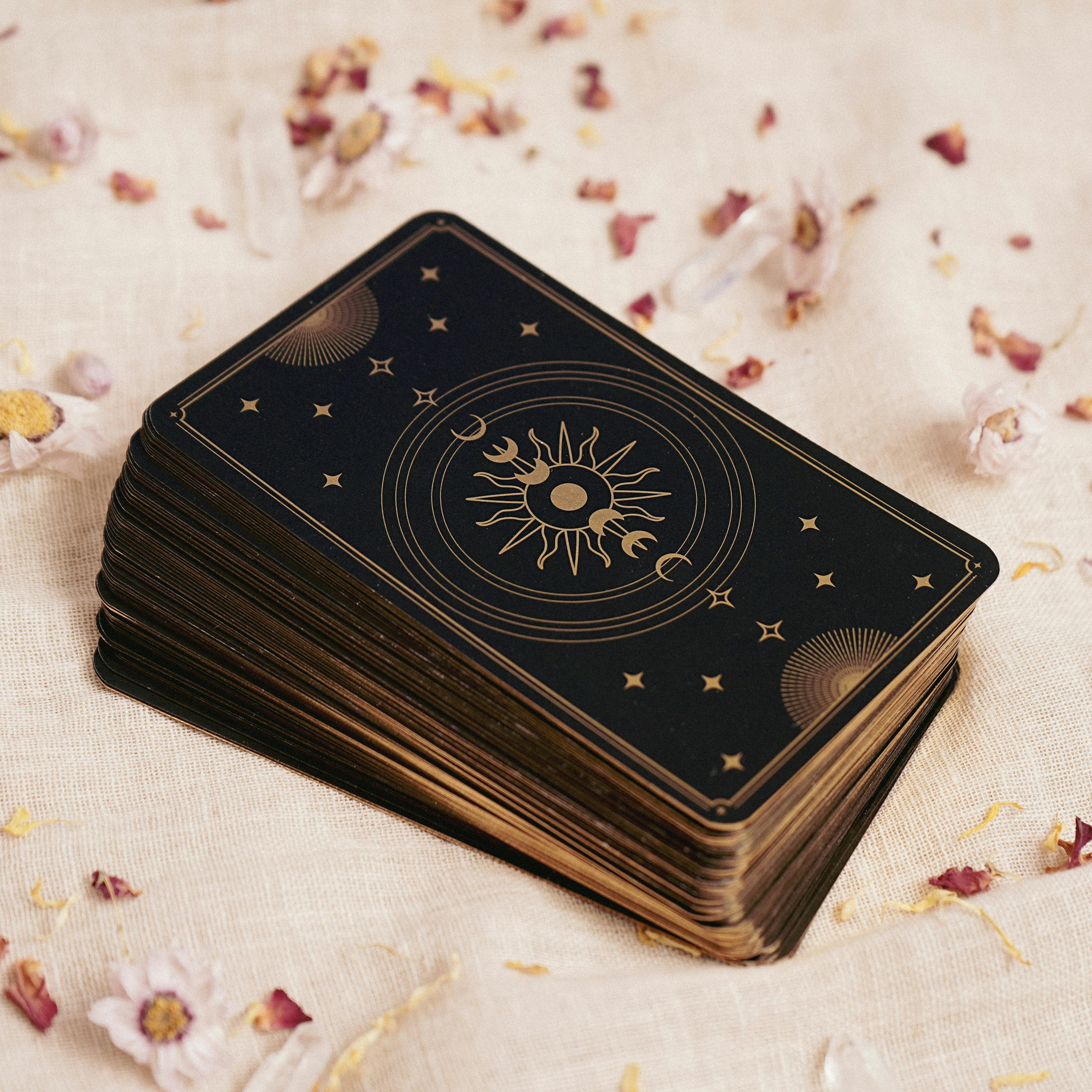 cartes de tarot, divination