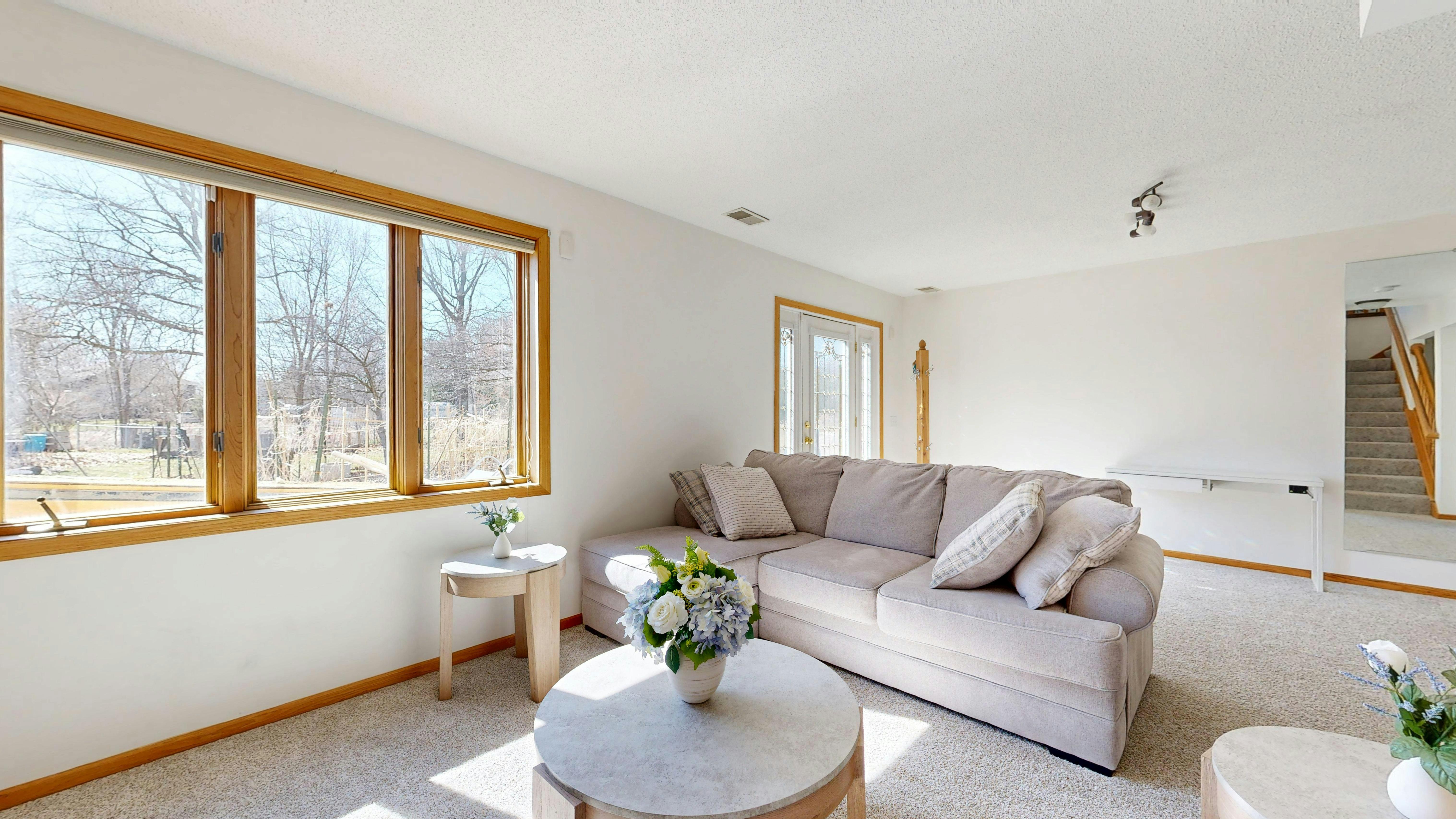 The 7 Staging Tricks Nobody Talks About When Selling