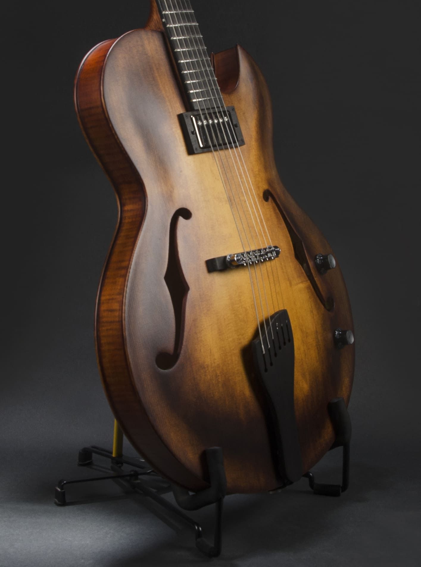 Immagine della chitarra finita Cappelli