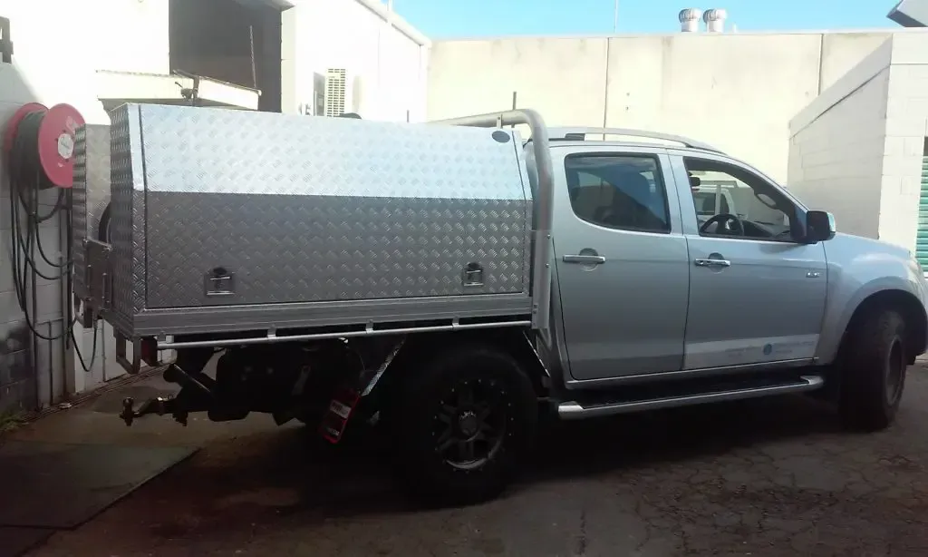 Isuzu canopy gold coast